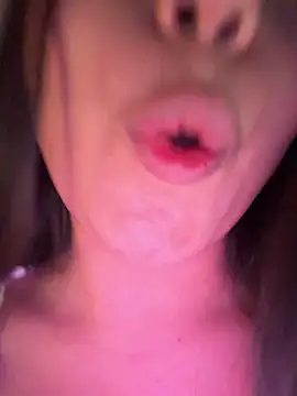 Maii_chan Live XXX Chat