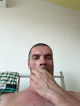 Živý XXX chat SIRMASTERDOMINATORXXL