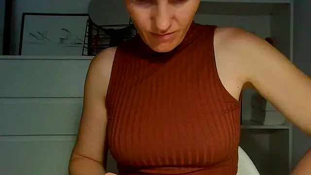 XXX chat uživo modela Ms-Lust1-