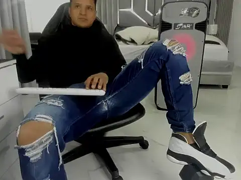 master_leather – Live XXX-chat