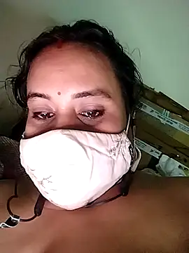 Sheela-Bhabi live XXX chat