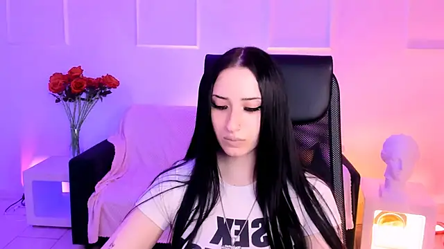 Chat XXX en directo de MonicaLowes