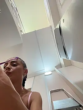 แชท XXX สดของ FeetVibe