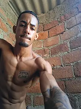 Chat +18 de kronosfit ao vivo