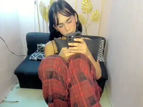 Tyne_foxx লাইভ XXX চ্যাট