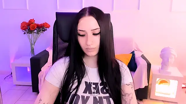 Czat XXX na żywo – MonicaLowes