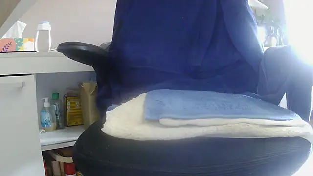 XXX chat uživo modela suedel65