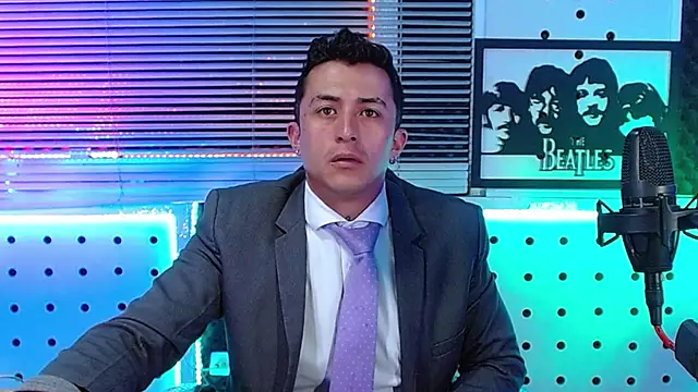 Chat +18 de Godofcumxxx ao vivo