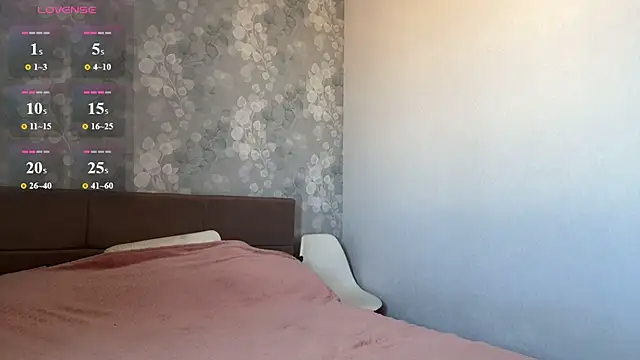 MIA_SHADE Adlı Modelin Canlı XXX Sohbeti