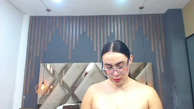 แชท XXX สดของ MartinaaFit