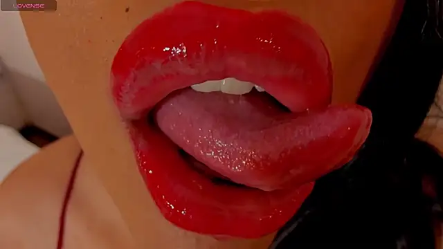 sweet_Elizabeth élő XXX-chatje