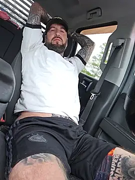 แชท XXX สดของ Beardedtattood