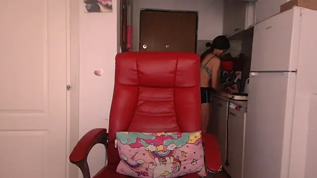 Chat +18 de simyhvn ao vivo