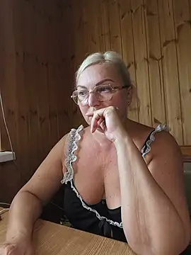 White-Chocolatte Chat XXX live