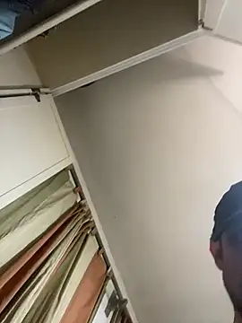 FumesClouds' Webcam Show