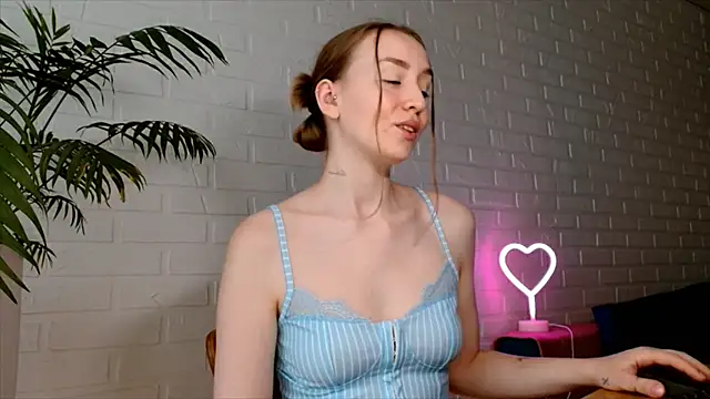 Chatroom XXX en direct de WhitePrincessLuna