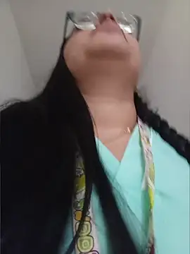 SOFI__10 – Live XXX-chat