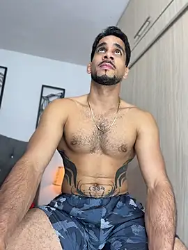 Maximiliano_ford Chat XXX live