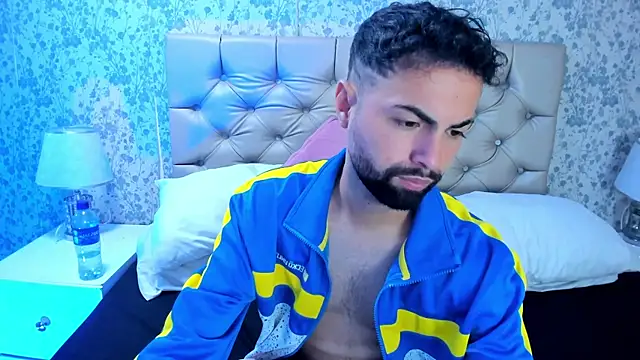 Chat XXX ao vivo de AndrewCrooss