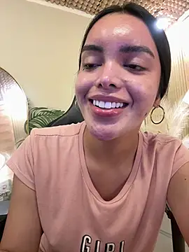 Chat XXX en directo de TS-SimplyTheBest