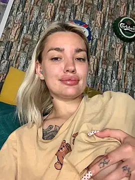 Sextazy Live XXX-Chat
