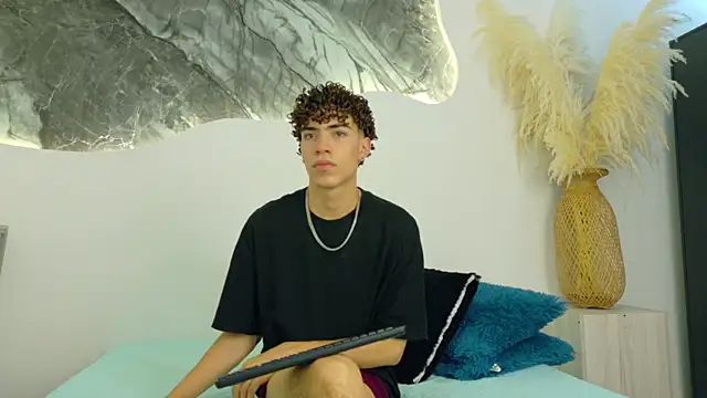 Monyel_Blake's Live XXX Chat