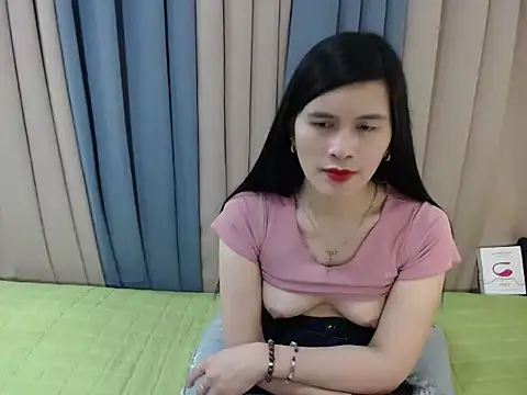 Chat +18 de pinay_amaliax ao vivo
