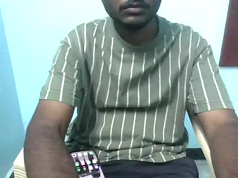 tamil_boy_4 লাইভ XXX চ্যাট
