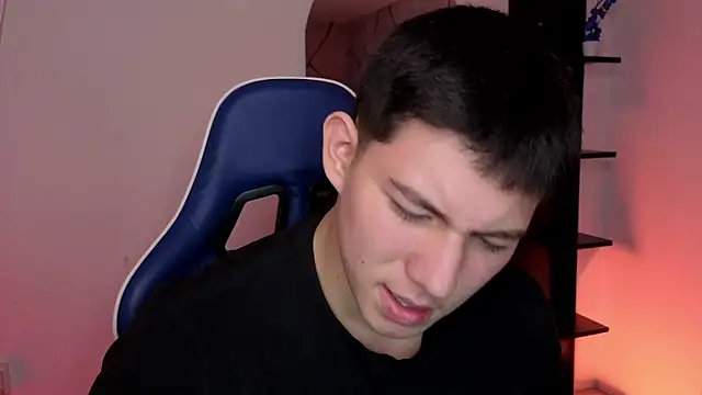 JamesCr_'s Live XXX Chat