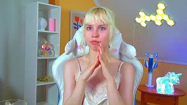 HannahHollis' Live XXX Chat