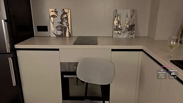 XXX chat uživo modela AnikaVelour