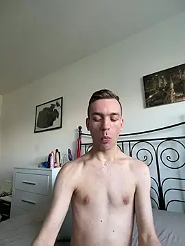 Онлайн чат XXX nick_subvyx