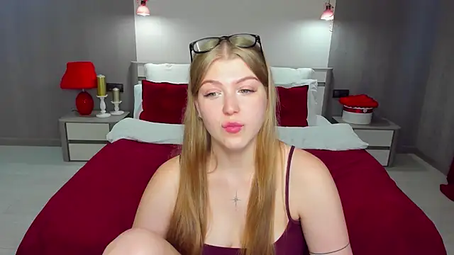 XXX chat uživo modela Stella_Light
