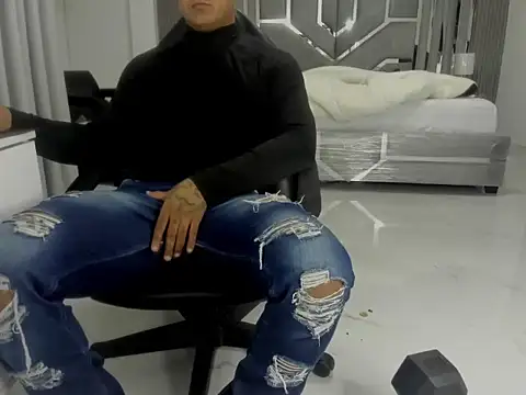 Chatroom XXX en direct de master_leather