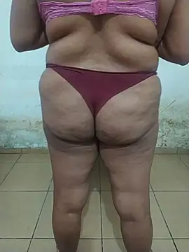 Syila10 élő XXX-chatje