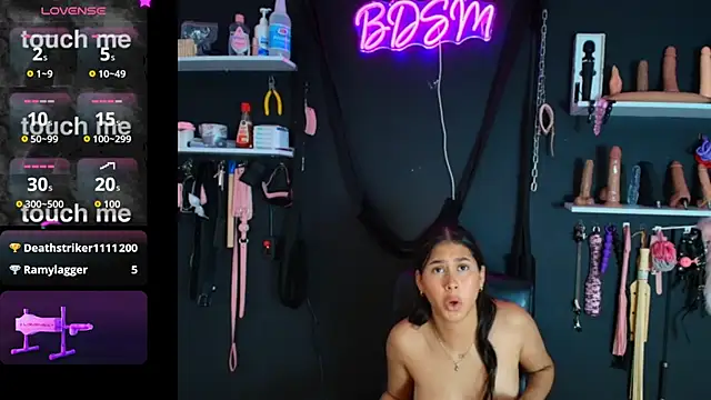 MissVicky_SlaveLiah_BDSM live XXX chat