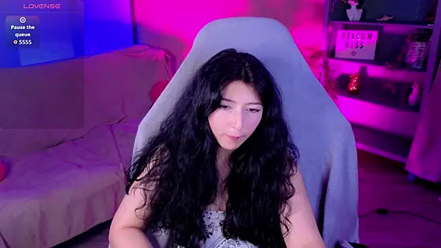 Vanessa_LimX Adlı Modelin Canlı XXX Sohbeti