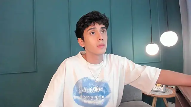 Milan_saint – Naživo XXX chat