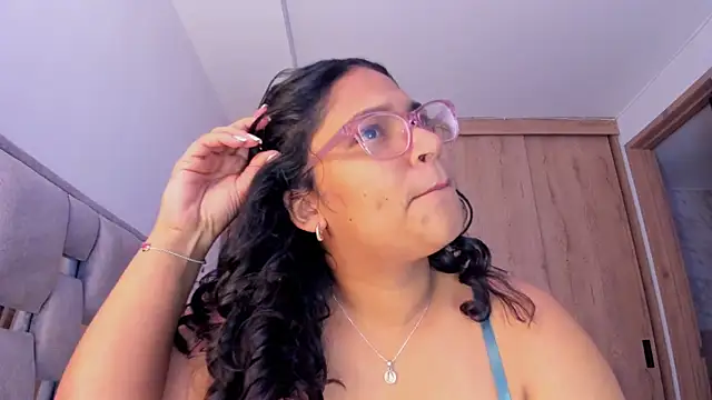 iriss_25 Live XXX-Chat