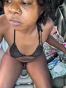 Ebony_Queeen live XXX chat