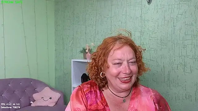 Fara_Flutte Adlı Modelin Canlı XXX Sohbeti