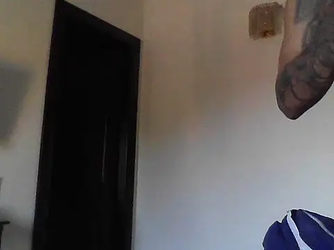 busnfatnutsLildee webkamerás műsora