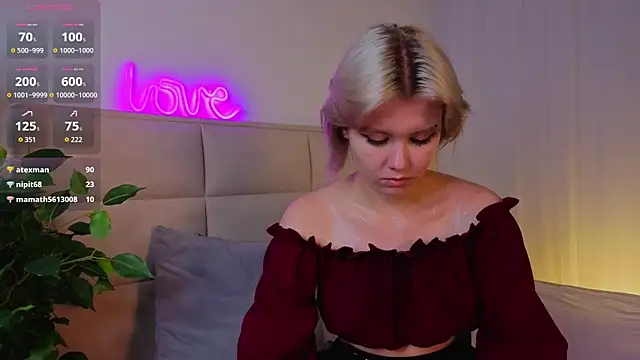 Živý XXX chat GoldenLenarz