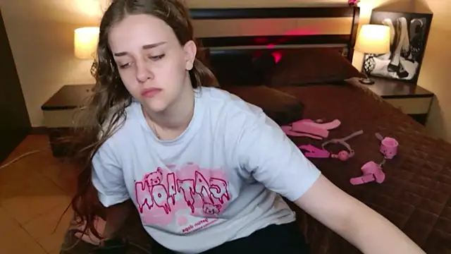 LilaCleverのライブXXXチャット
