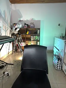 NikkiNix live XXX chat