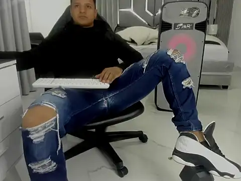 master_leather Chat XXX live