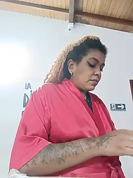 دردشة ELLA_KELLY الجنسية المباشرة