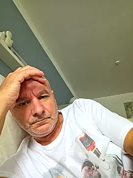 mannohmann5n Live XXX chat