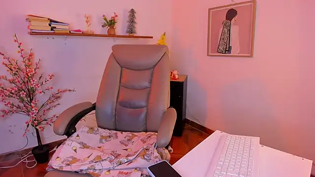 Chanelll_Taylorr_ Chat XXX in diretta