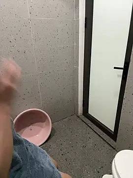 Miakute02 即時 XXX 聊天